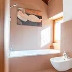 Casa Guzz - The House In The Village