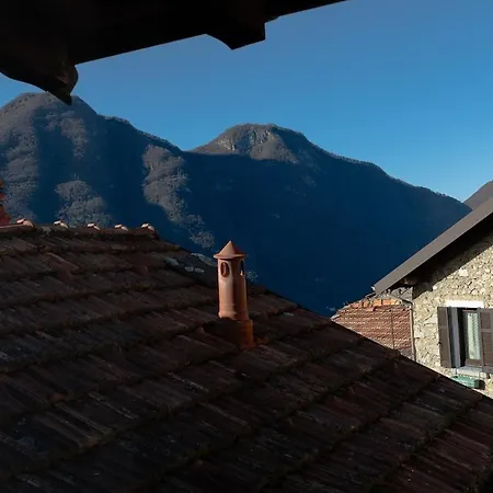 Casa Guzz - The House In The Village Apartmán